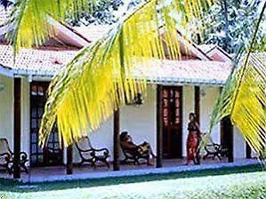 Tamarind Tree Garden Resort - Katunayake Negombo 5*,