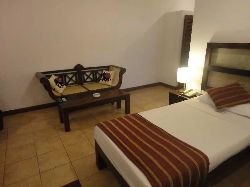 *****  Tamarind Tree Garden Resort - Katunayake Negombo Sri Lanka